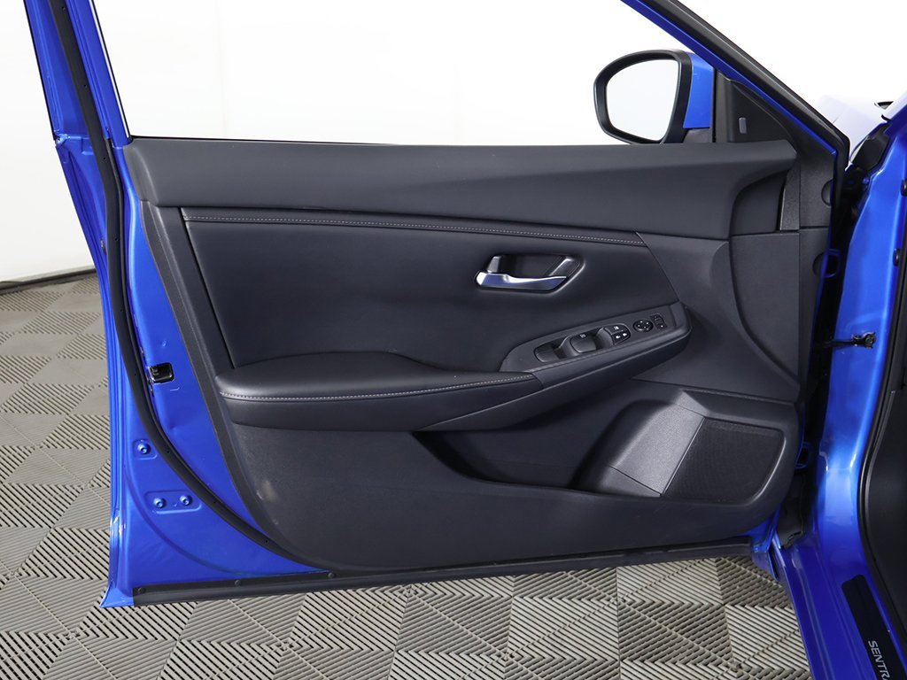 Used 2021 Nissan Sentra SV w/ Trunk Package image 20