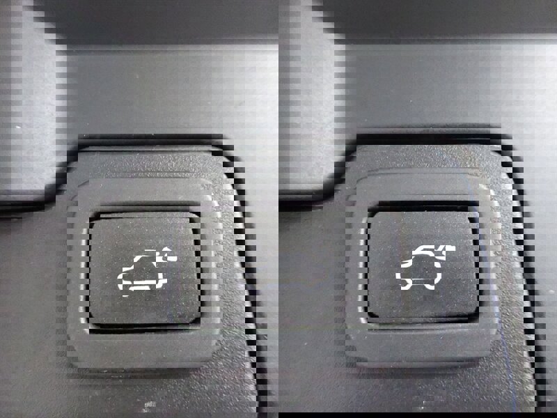 Used 2014 Land Rover Range Rover Evoque Pure Premium image 35