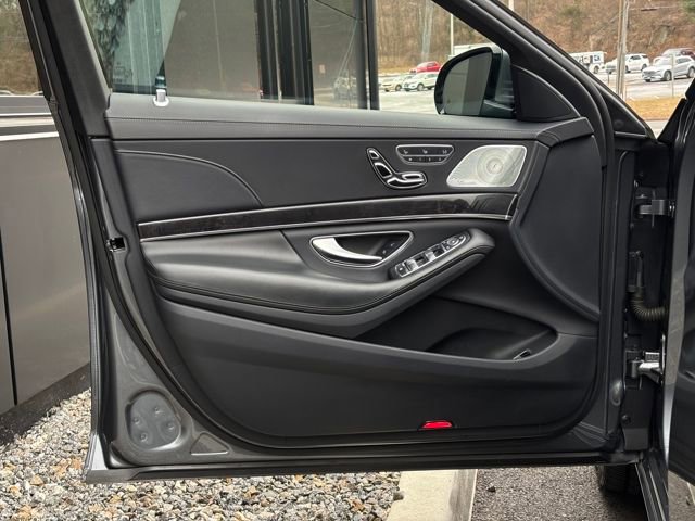 Certified 2020 Mercedes-Benz S 560 4MATIC Sedan image 19