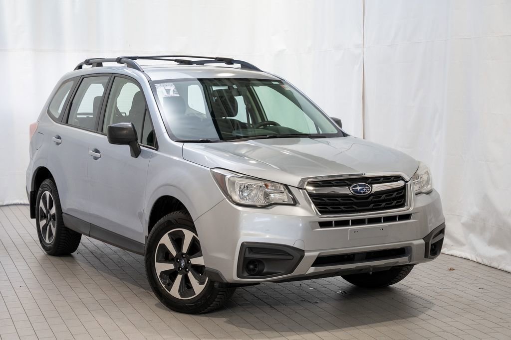 Used 2017 Subaru Forester 2.5i w/ Alloy Wheel Package image 1