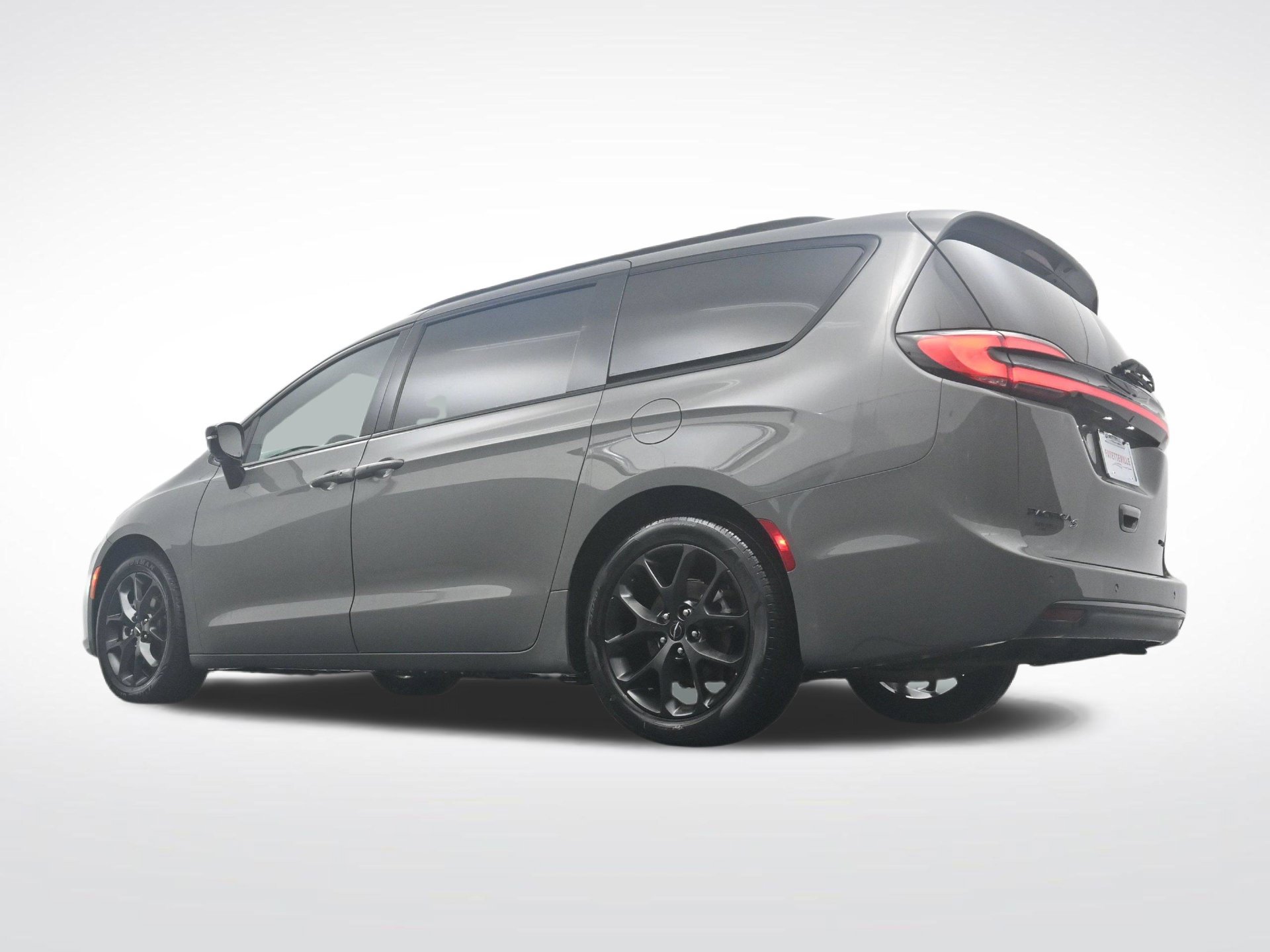Used 2025 Chrysler Pacifica Limited FWD image 35