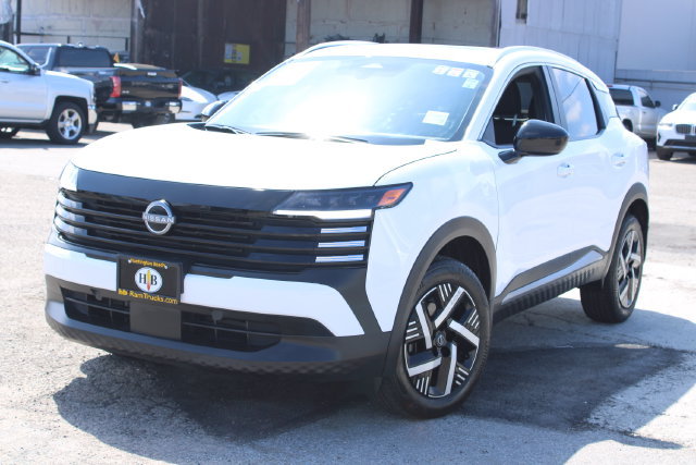 Used 2026 Nissan Kicks SV w/ SV Premium Package FWD image 8