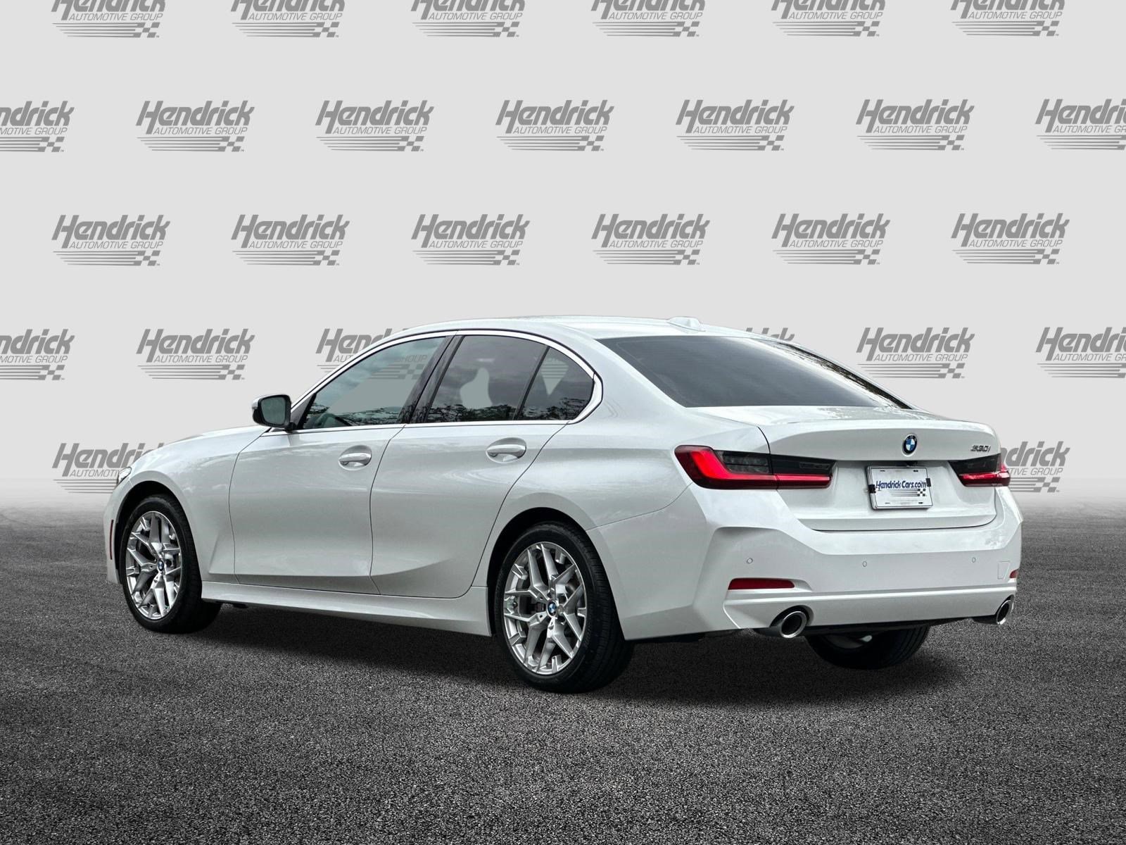 Used 2025 BMW 330i Sedan w/ Convenience Package image 7