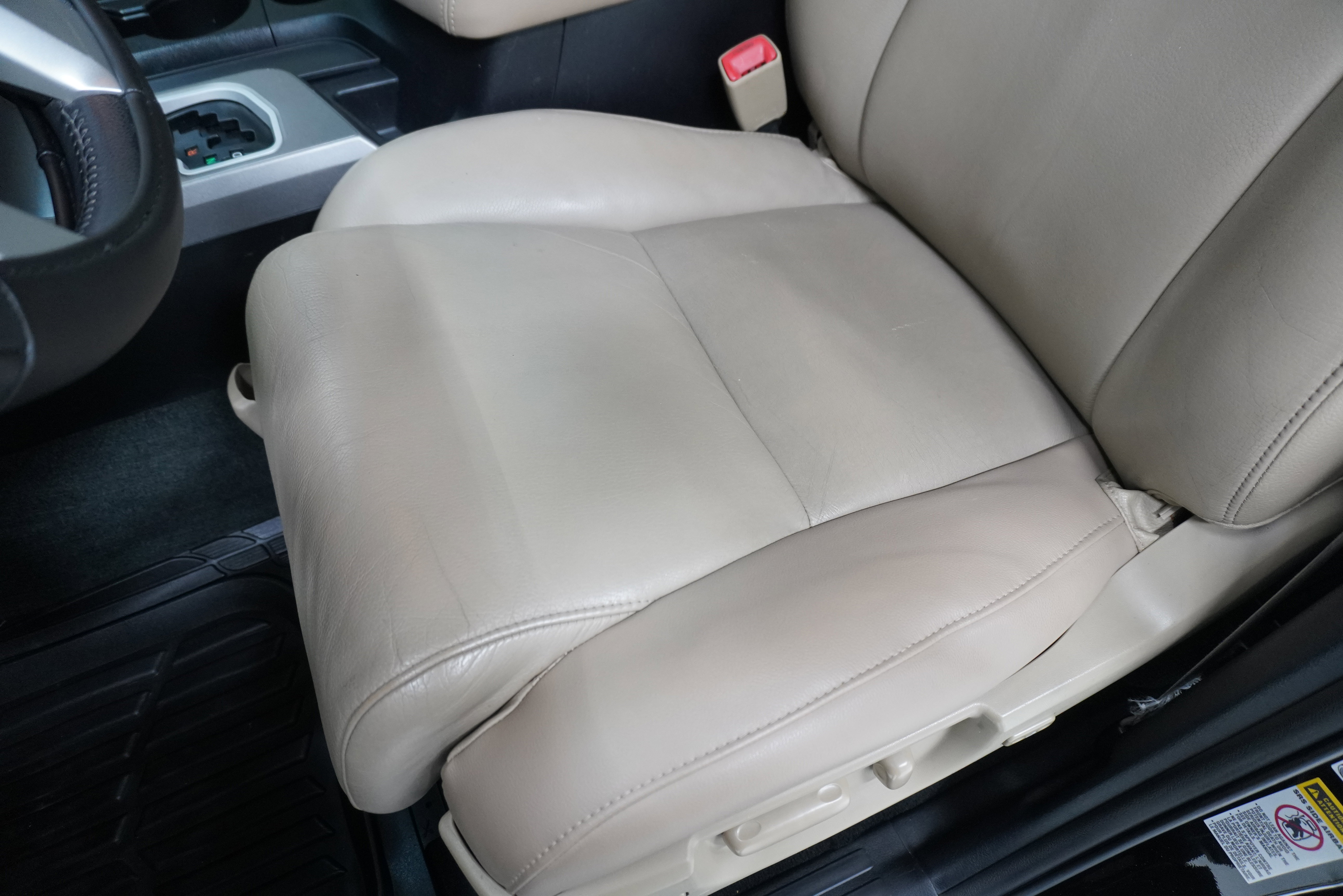 Used 2014 Toyota Sequoia Limited RWD image 8