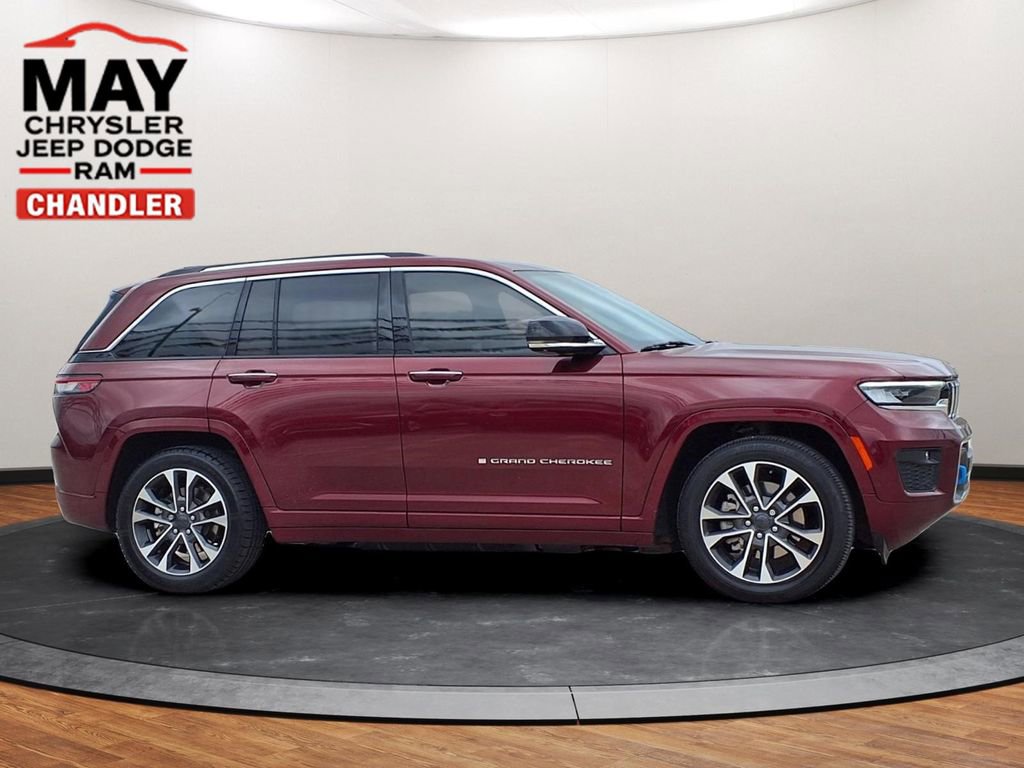 Used 2022 Jeep Grand Cherokee Overland w/ Advanced Protech Group III image 20