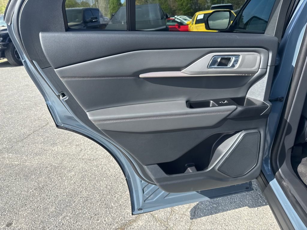 Used 2026 Ford Explorer Active image 26
