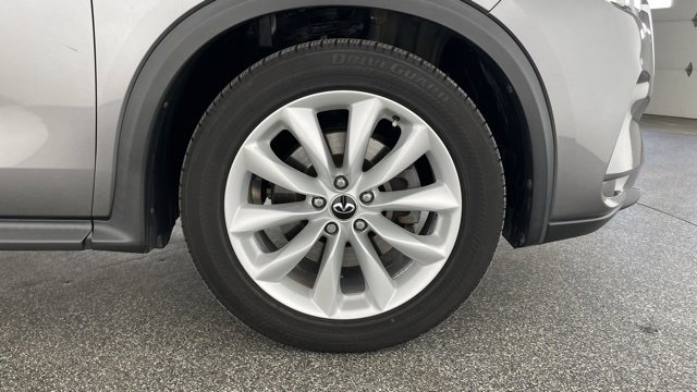 Used 2019 INFINITI QX50 Essential image 55