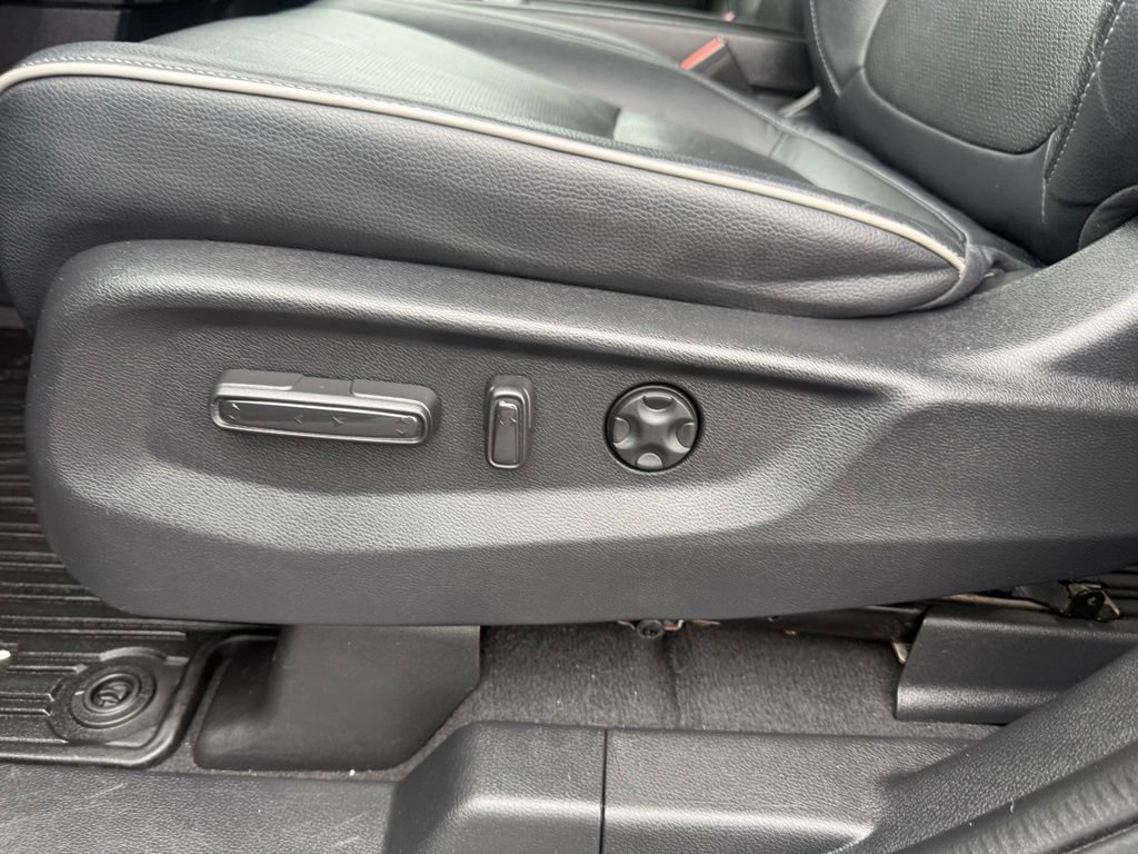 Used 2024 Honda Odyssey Elite image 14