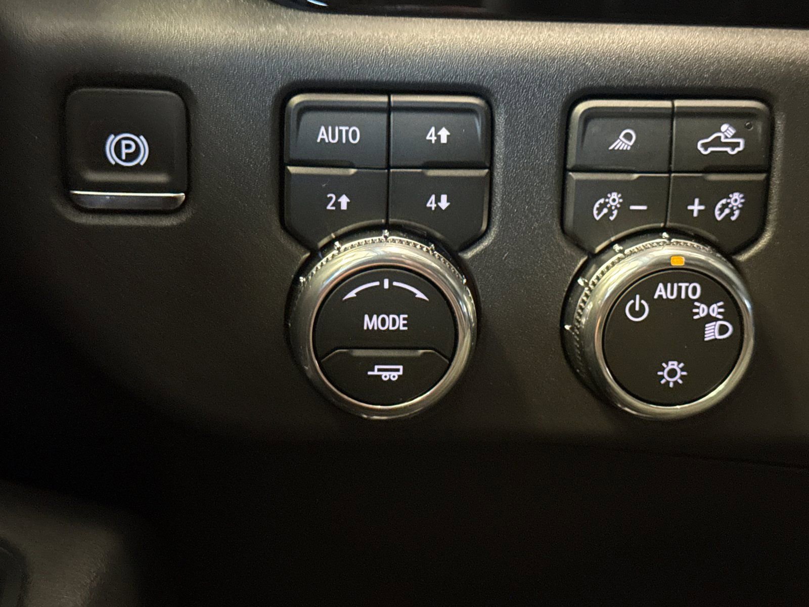 New 2026 GMC Sierra 1500 SLE AWD/4WD image 29