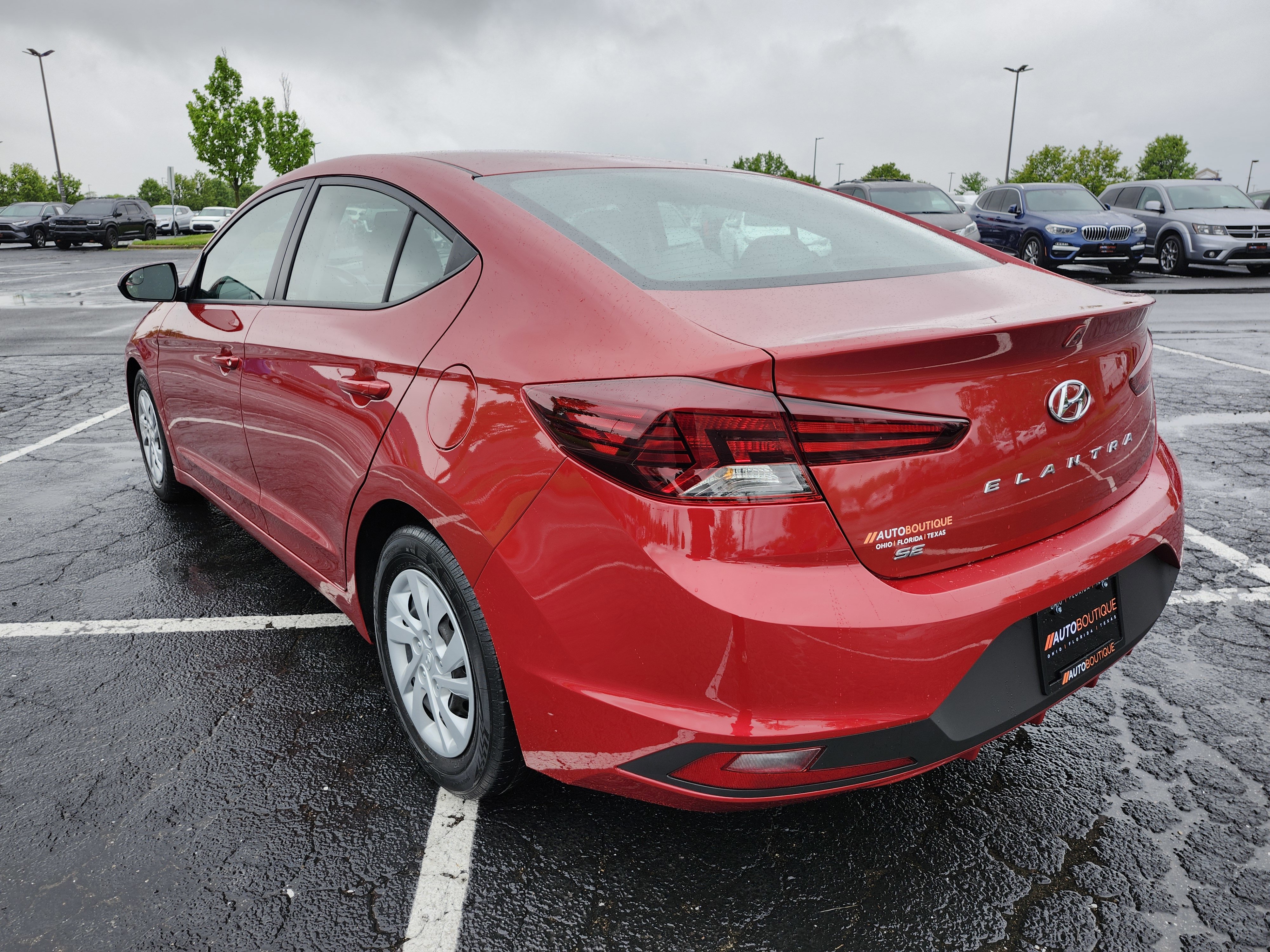 Used 2020 Hyundai Elantra SE FWD image 14