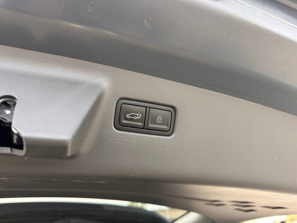 Used 2025 Hyundai Santa Fe SEL image 40