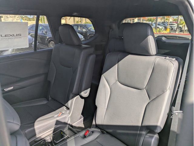 New 2026 Lexus TX 500h AWD image 20