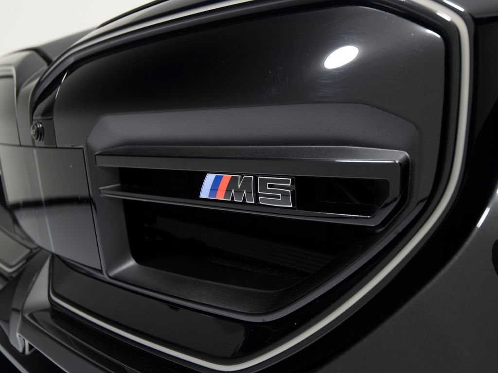 Used 2026 BMW M5 Touring AWD/4WD image 44