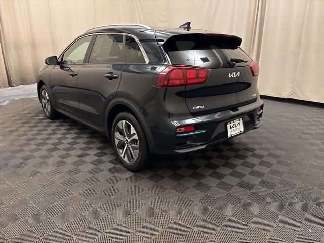 Certified 2022 Kia Niro EX w/ Cold Weather Package image 7