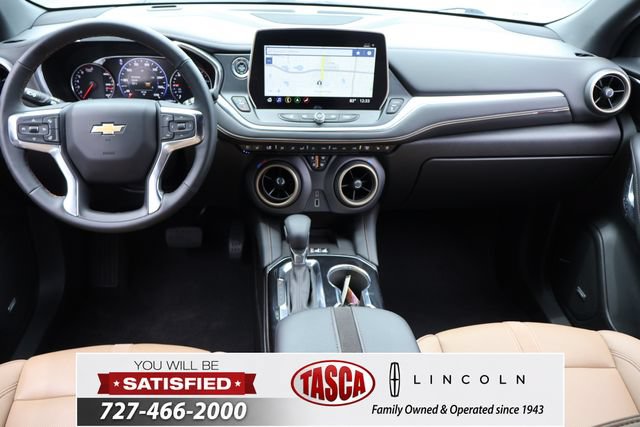 Used 2024 Chevrolet Blazer Premier w/ Enhanced Convenience Package FWD image 16