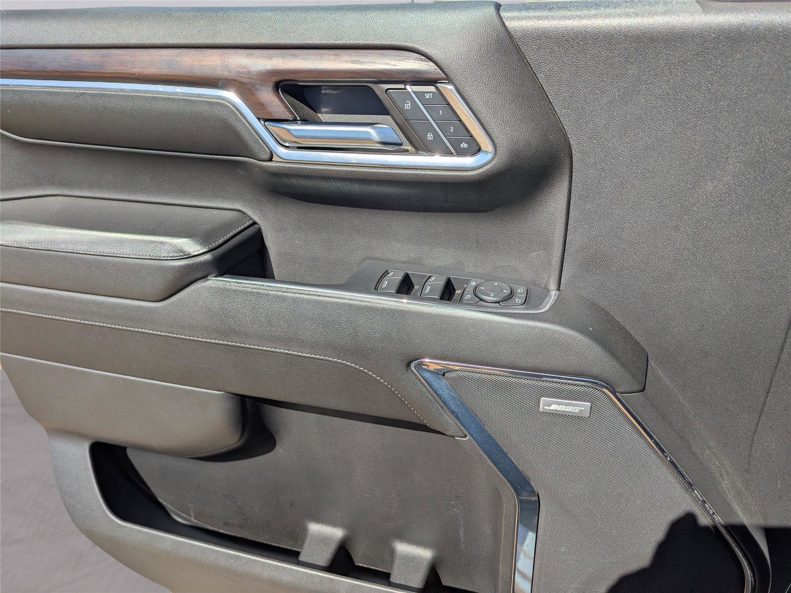 Used 2024 GMC Sierra 1500 SLT w/ SLT Premium Package image 25