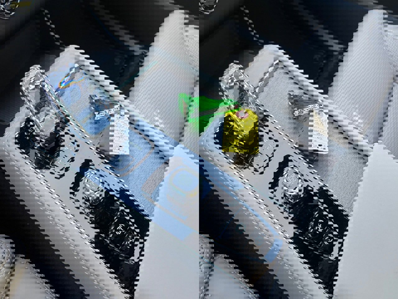 New 2026 Volvo XC90 B6 Ultra w/ Lounge Package image 14