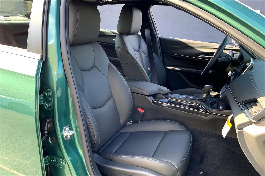 New 2026 Cadillac CT4 Luxury image 35