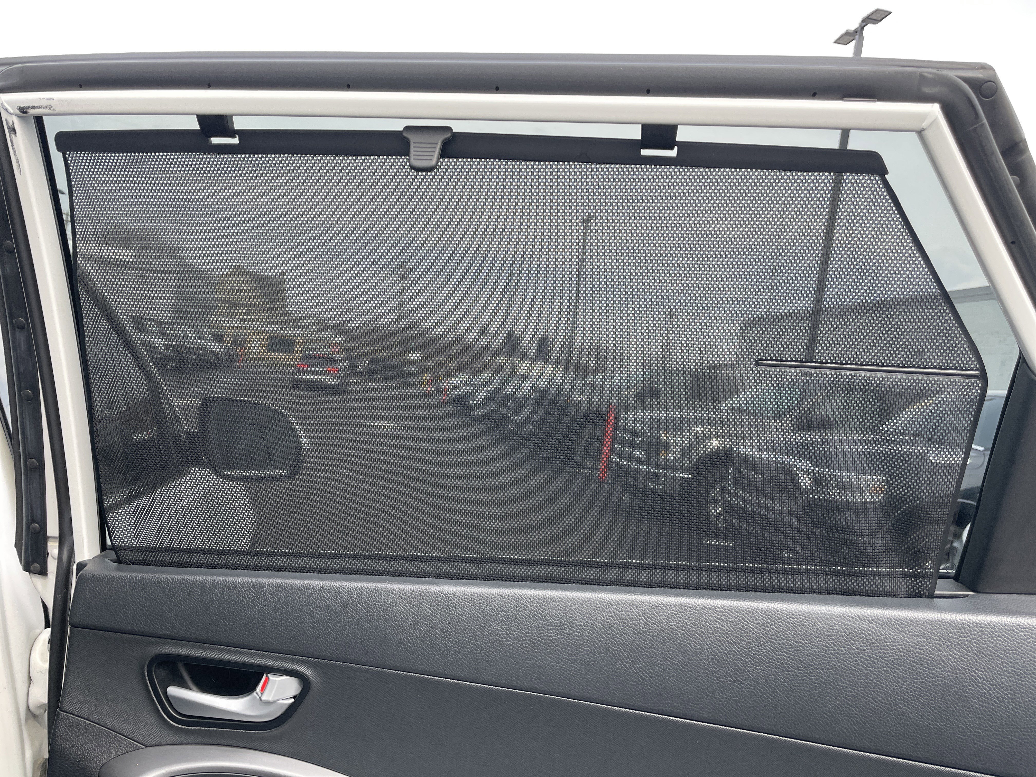 Used 2016 Hyundai Santa Fe SE w/ Option Group 03 image 17