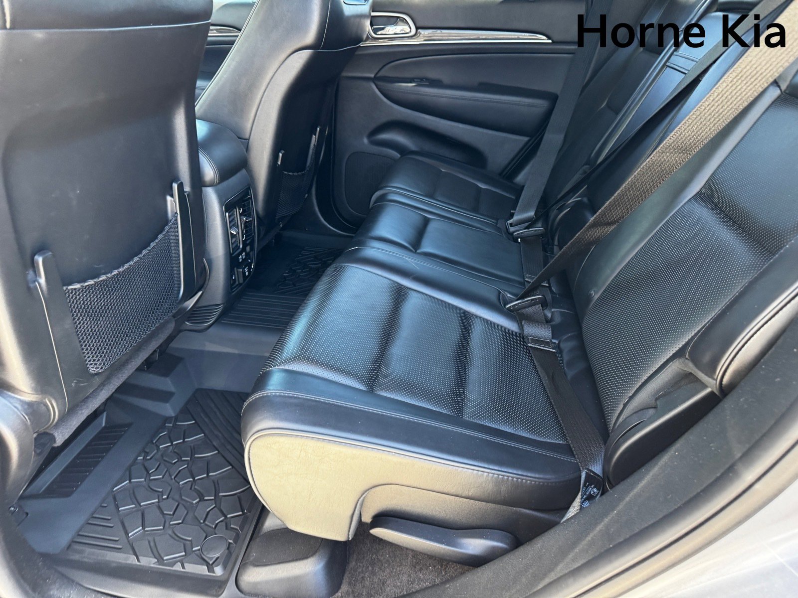 Used 2018 Jeep Grand Cherokee Overland image 13