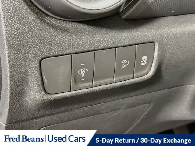 Used 2022 Hyundai Kona SEL AWD/4WD image 15