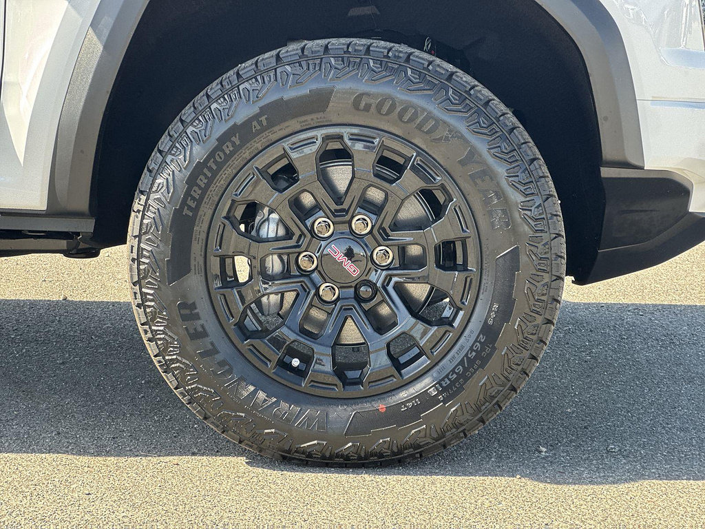 New 2026 GMC Canyon Elevation w/ Convenience Package RWD image 4