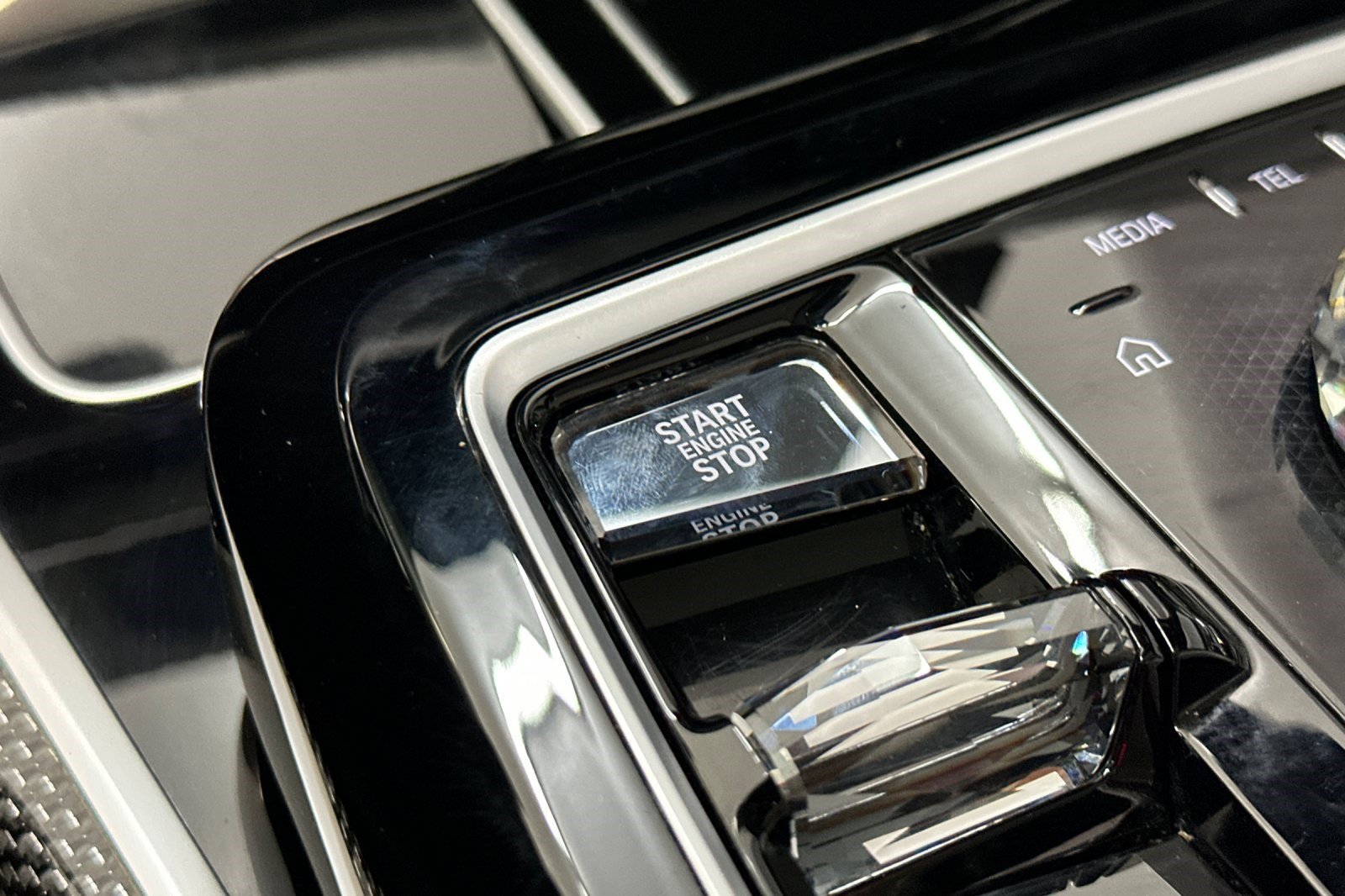 Certified 2023 BMW 740i RWD image 16
