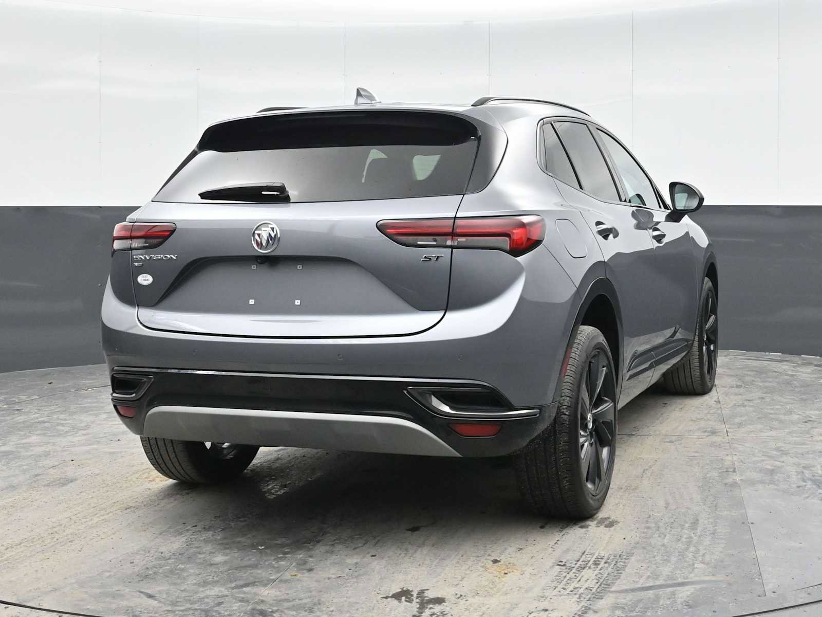 Certified 2022 Buick Envision Preferred AWD/4WD image 10