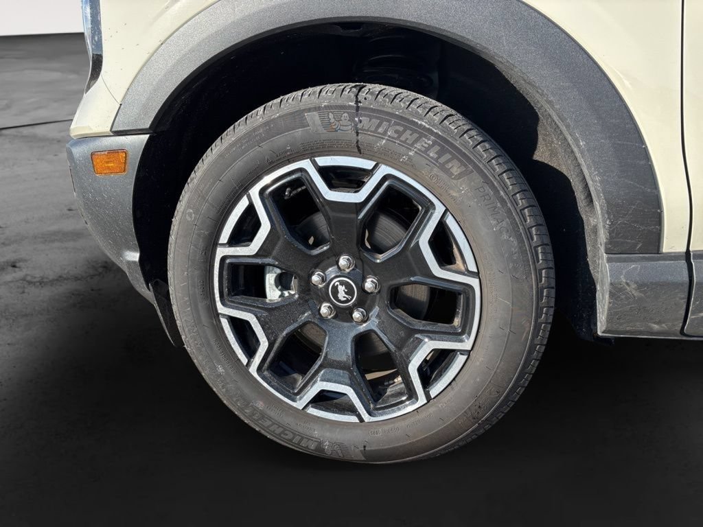 Used 2025 Ford Bronco Sport Outer Banks w/ Outer Banks Tech Package+ AWD/4WD image 16