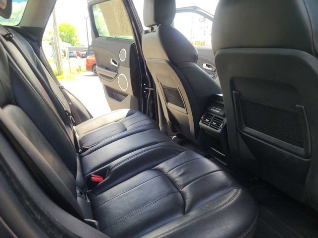 Used 2018 Land Rover Range Rover Evoque SE AWD/4WD image 20