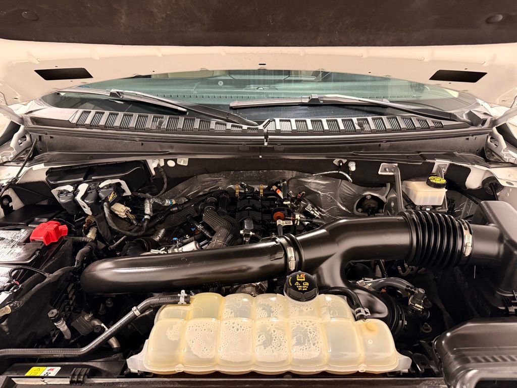 Used 2022 Ford Expedition XLT image 11