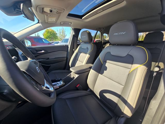 New 2026 Chevrolet Trax ACTIV w/ Sunroof Package FWD image 21
