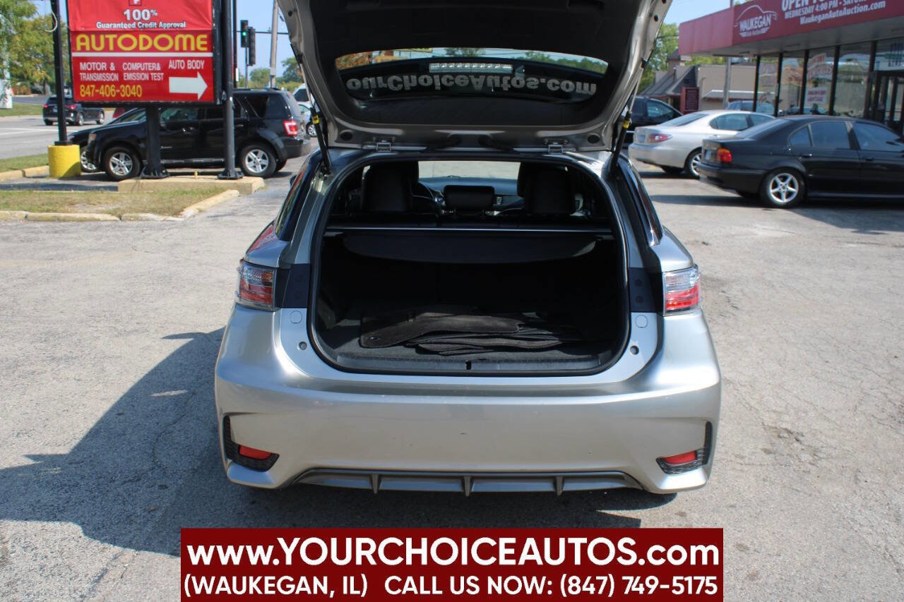 Used 2017 Lexus CT 200h image 10