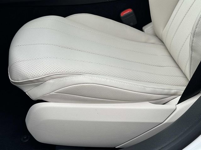 Certified 2025 Mercedes-Benz E 450 4MATIC All-Terrain Wagon image 17