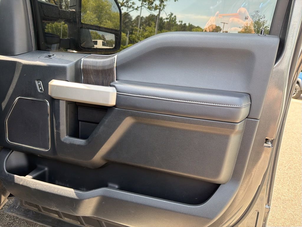 Used 2020 Ford F250 Lariat AWD/4WD image 34