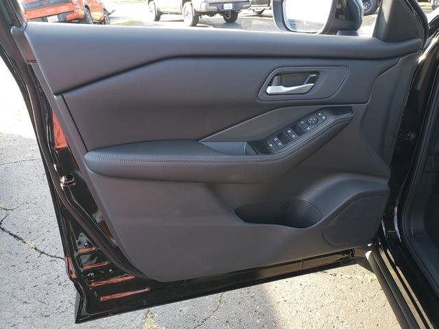 New 2026 Nissan Rogue SV image 13