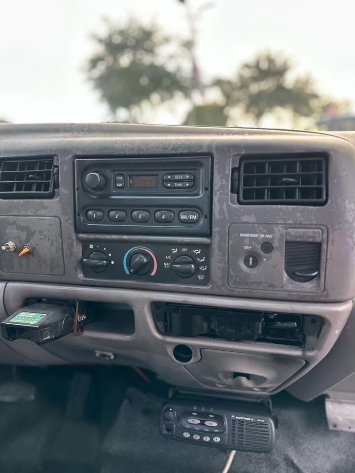 Used 2001 Ford F250 XL image 12