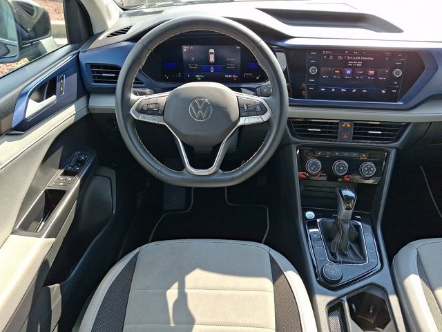 Certified 2023 Volkswagen Taos SE w/ Panoramic Sunroof Package AWD/4WD image 14