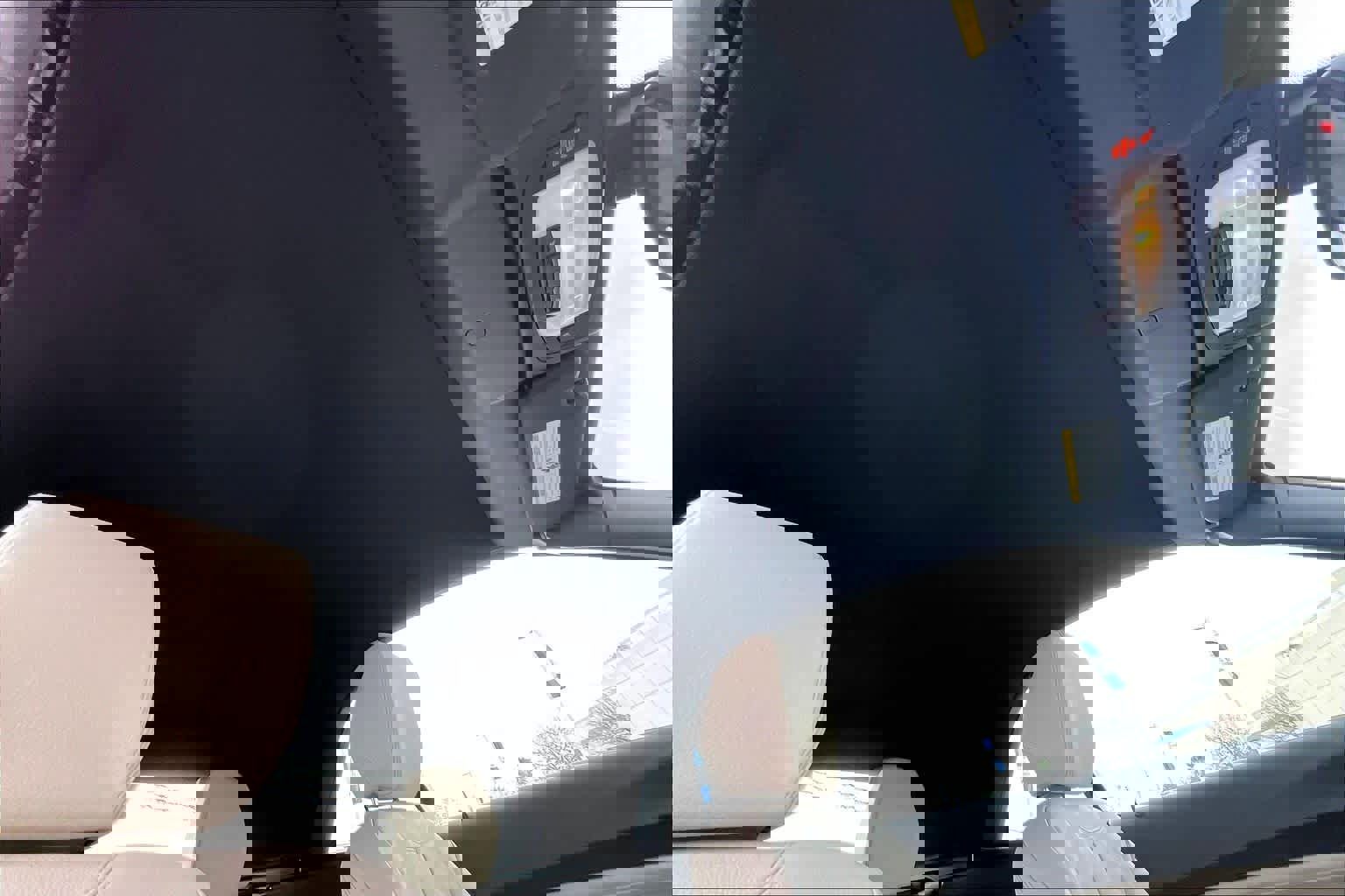 Used 2018 BMW 230i Convertible image 13