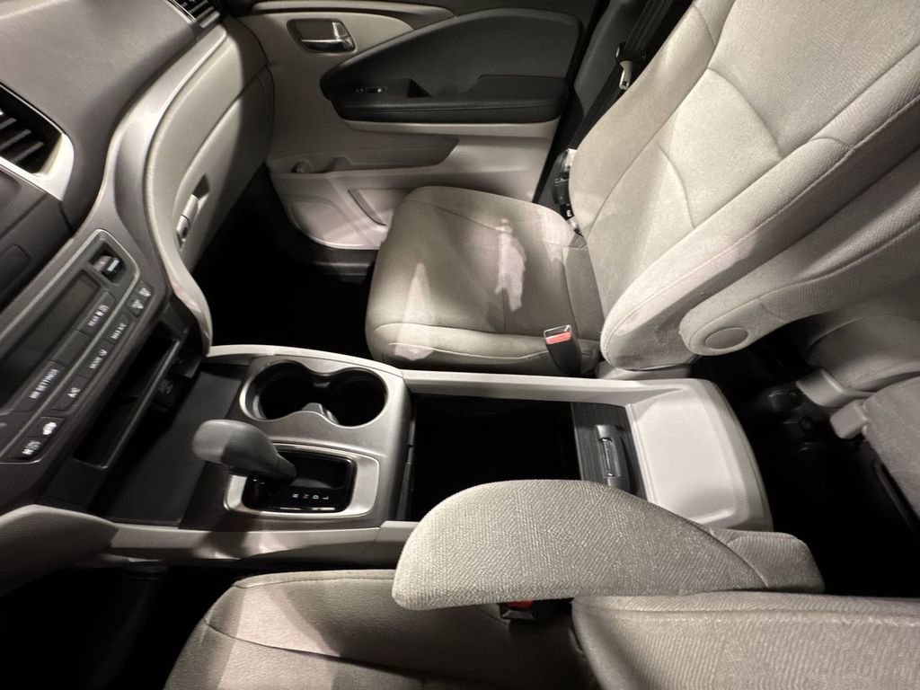 Used 2019 Honda Pilot LX image 27