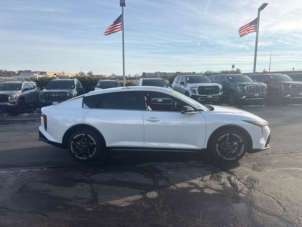 Used 2025 Kia K4 GT-Line w/ GT-Line Premium Package image 4