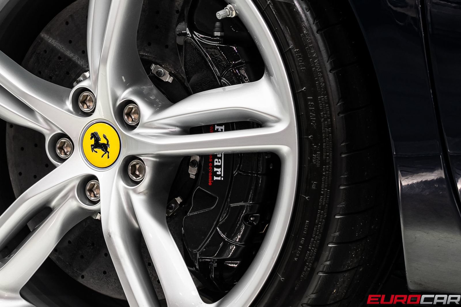 Used 2023 Ferrari 296 GTB RWD image 25