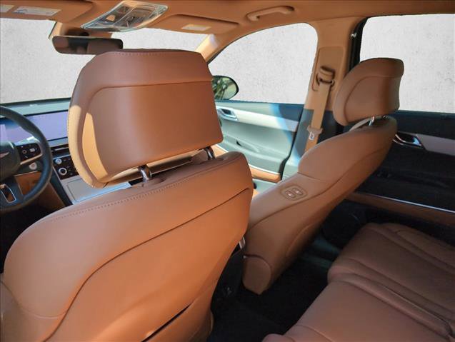 Used 2025 Genesis GV80 3.5T Advanced image 17