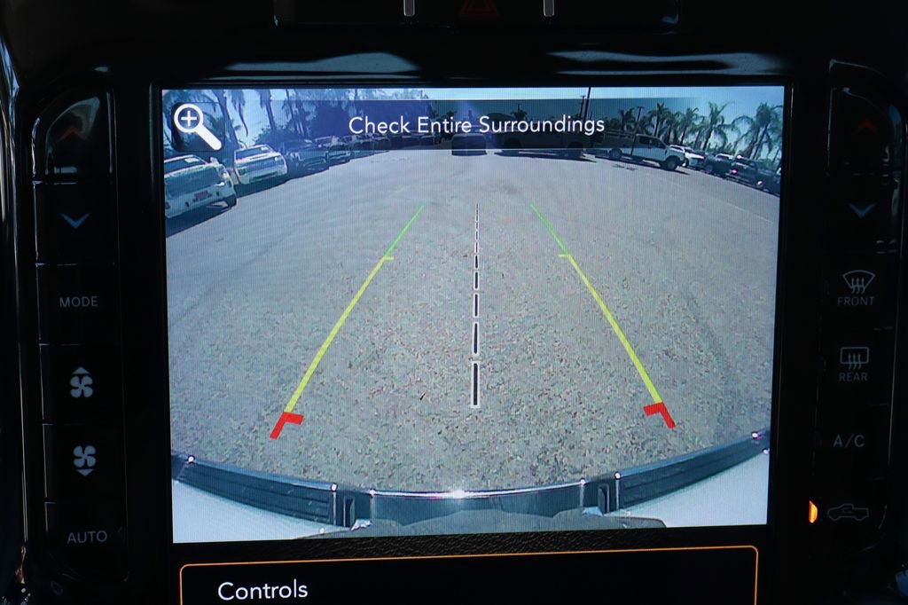 Used 2020 RAM 1500 Laramie image 38