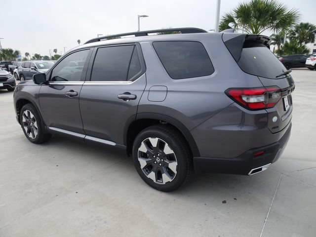 New 2026 Honda Pilot Touring image 6