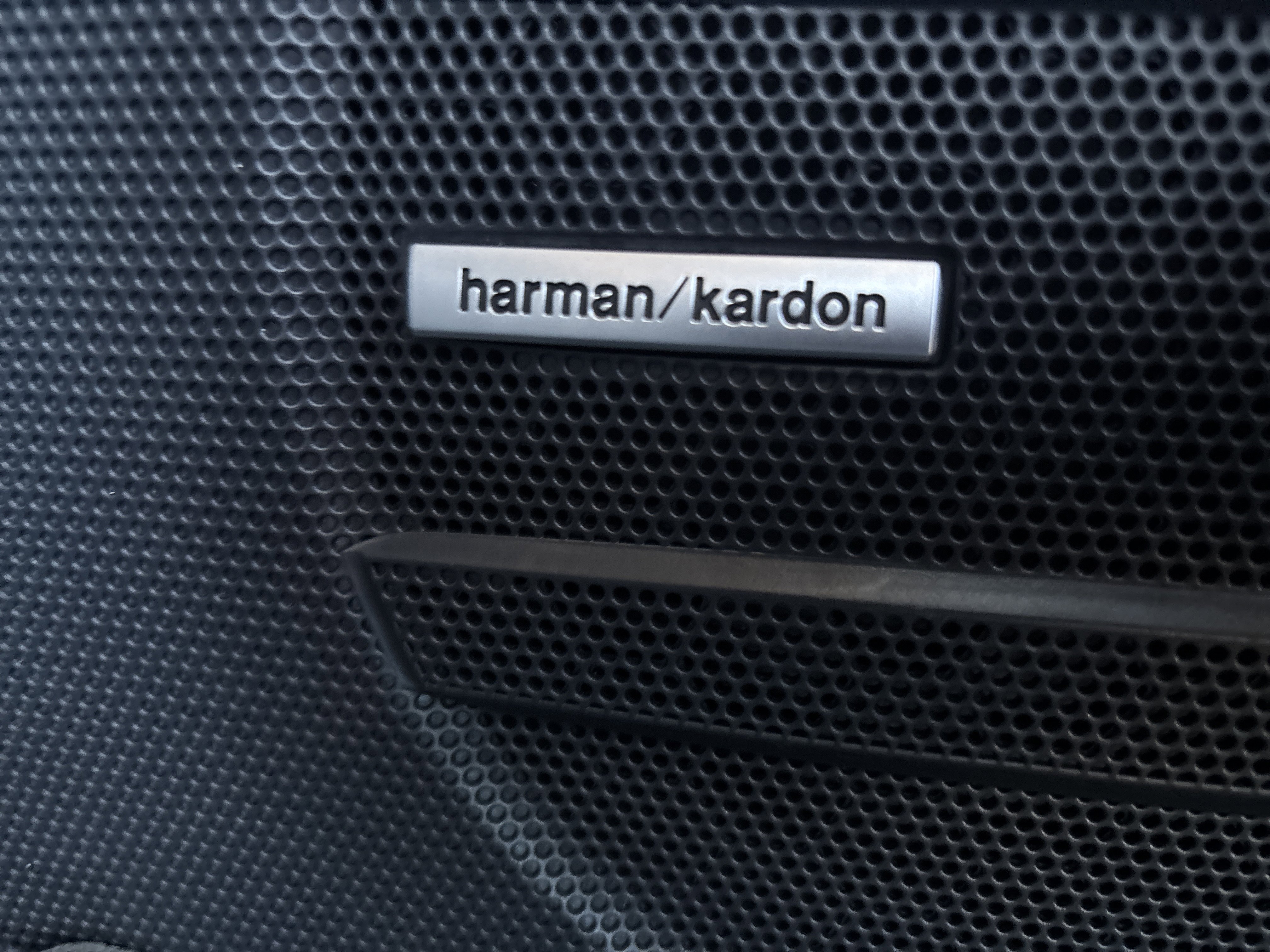 Used 2022 Subaru Ascent Touring w/ Popular Package #2A image 8