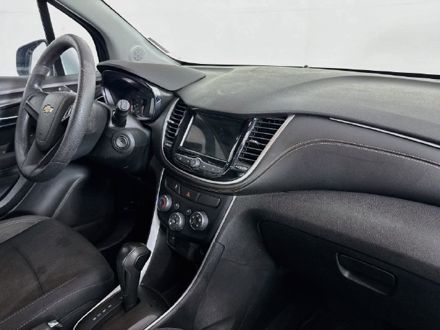 Used 2019 Chevrolet Trax LS w/ LPO, Protection Package FWD image 25