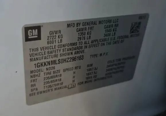 Used 2017 GMC Acadia SLT w/ LPO, Floor Liner Package FWD image 62