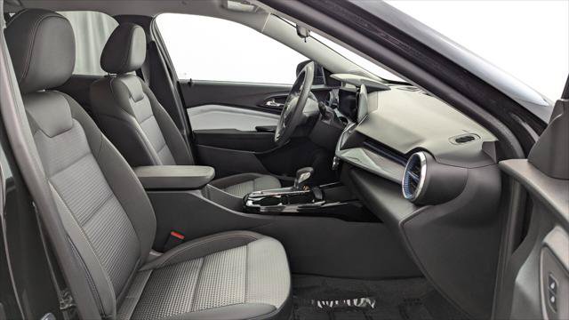 Used 2026 Chevrolet Trax LT FWD image 21