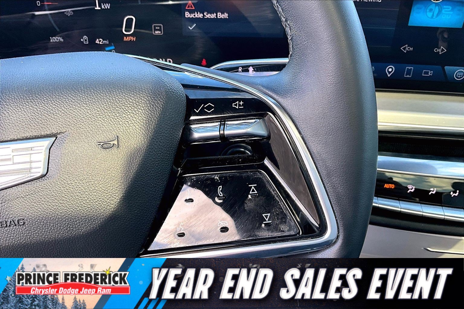 Used 2024 Cadillac Lyriq Sport image 17